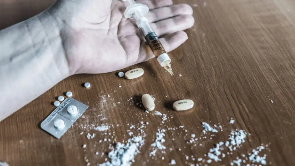 How Long Does Fentanyl Stay in Your System Detection, Exposure, and Urgent Risks