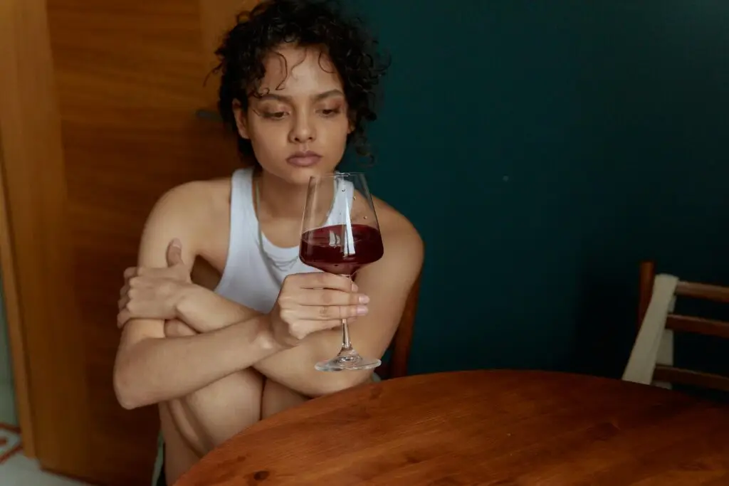 What Families Should Know Before a Loved One Starts Alcohol Detox